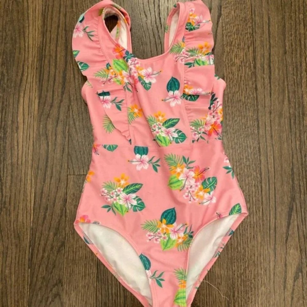 Cat & Jack Girl's swim suit : Size M (7/8)
